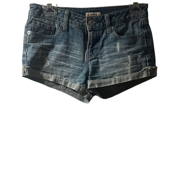 Wear it declare it distressed shorts size 5 EUC - Picture 1 of 3
